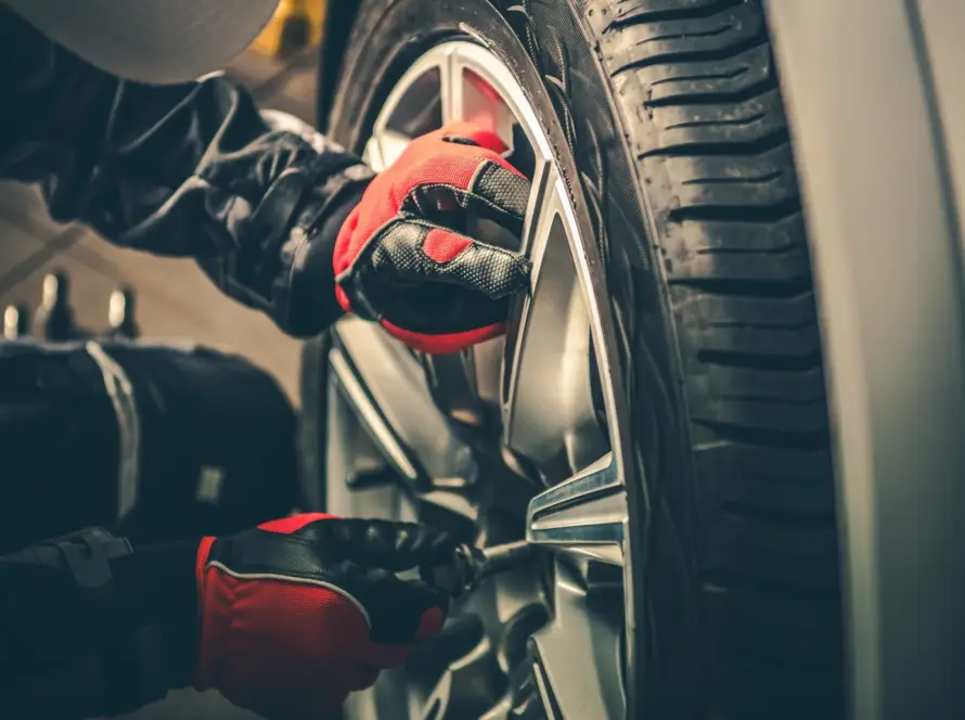 Serviço de Substituição de Pneus - AUTODC